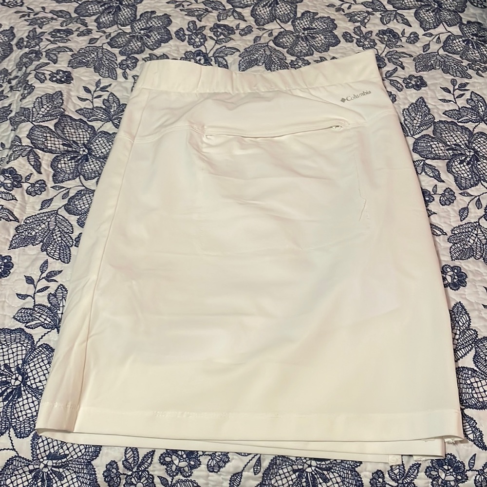 Columbia size 3x white skort